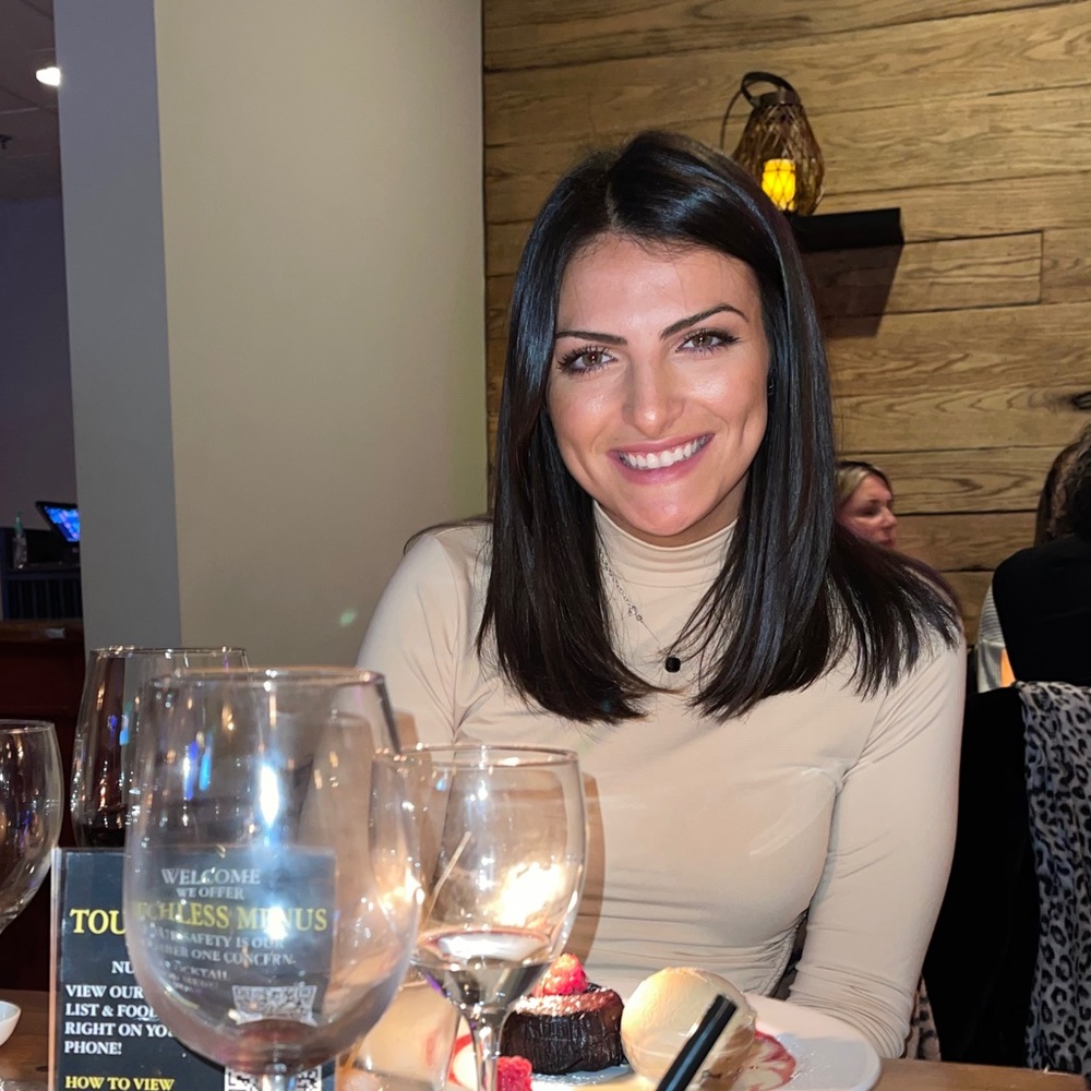 Meet your Posher, Victoria